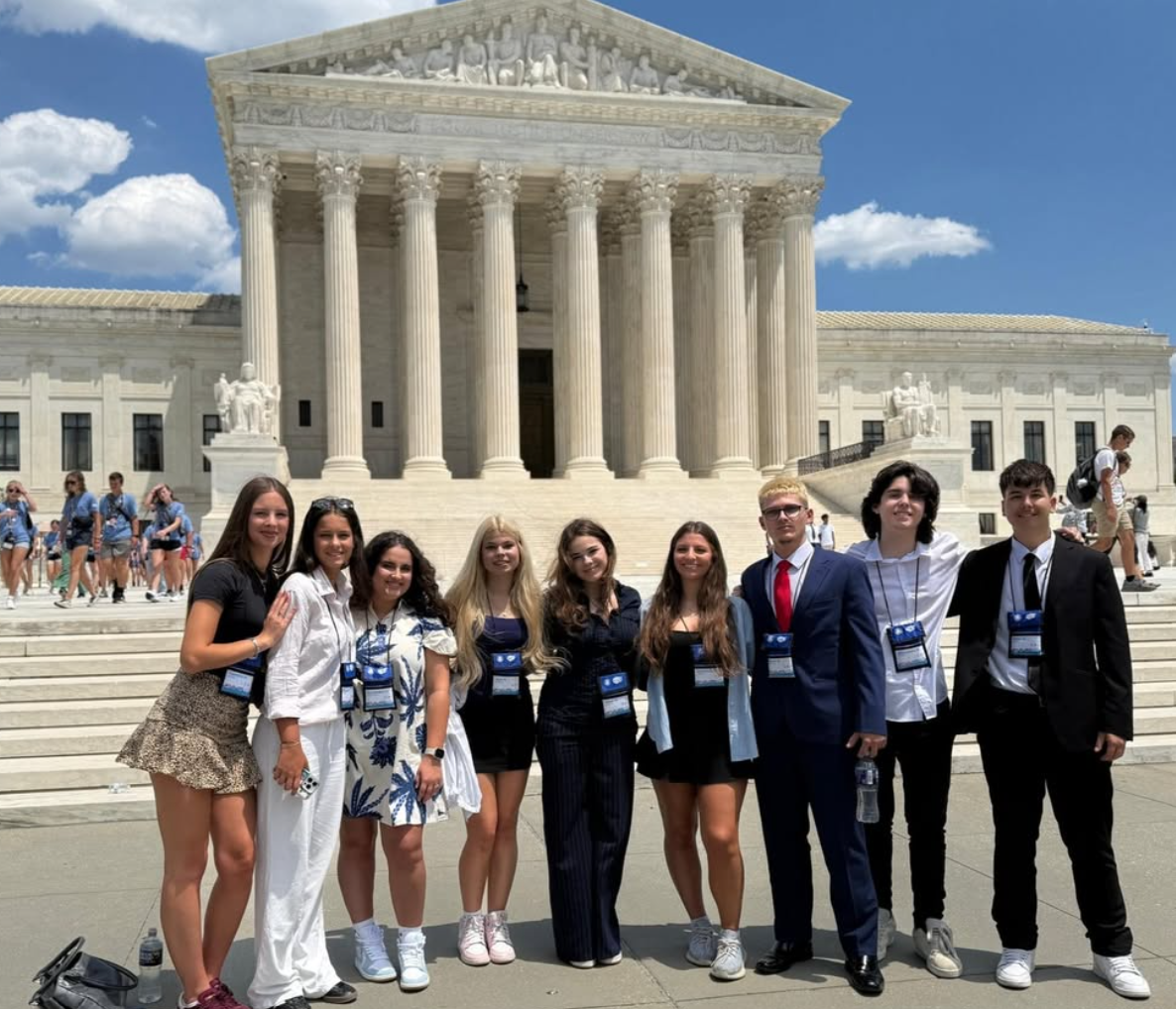 Participantes do FLEX Global reunidos durante uma experiência nos Estados Unidos
